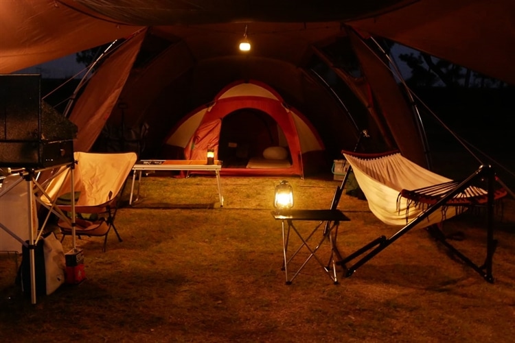 キャンプの夜はランタンを活用しよう