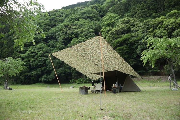 ソロキャンプシーンにタープは必要？