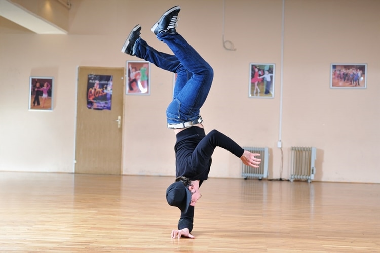 ブレイクダンスの基本の構成